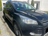 Gebraucht Ford Kuga Titanium 150 PS (110 kW) 2016 Schwarz SUV