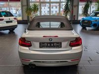 Gebraucht BMW 220 Sport Line 190 PS (139 kW) 2016 Silber Cabrio