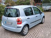 Gebraucht Renault Modus 88 PS (64 kW) 2006 Silber Van / Kleinbus