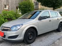 Gebraucht Opel Astra 90 PS (66 kW) 2009 Silber Limousine