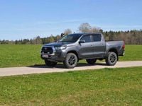 Neu Toyota HiLux Comfort 204 PS (150 kW) 2025 Marlingrau Abholung