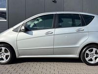 Gebraucht Mercedes A200 Avantgarde 136 PS (100 kW) 2011 Silber Limousine