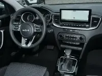 Usado Kia Ceed 140 CV (102 kW) 2025 Gris Utilitario