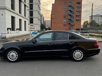 Gebraucht Mercedes E350 Avantgarde 272 PS (200 kW) 2007 Schwarz Limousine