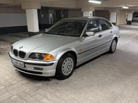 Gebraucht BMW 320 150 PS (110 kW) 1998 Silber Limousine