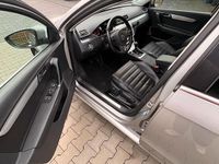 Gebraucht VW Passat Highline 140 PS (102 kW) 2014 Grau Kombi