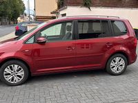Gebraucht VW Touran Life 105 PS (77 kW) 2014 Rot Van / Kleinbus