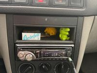 Gebraucht VW Golf IV 75 PS (55 kW) 2000 Grau Kleinwagen