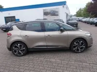 Gebraucht Renault Scenic E-Tech Bose Edition 140 PS (102 kW) 2019 Beige (metallic) Van / Kleinbus