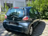 Gebraucht Toyota Aygo Basis 68 PS (50 kW) 2009 Grau Kleinwagen