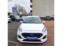 Gebraucht Ford Fiesta ST-Line 101 PS (74 kW) 2023 Frozen white (metallic) Kleinwagen