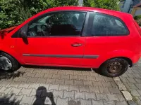 Gebraucht Ford Fiesta 60 PS (44 kW) 2005 Rot Kleinwagen