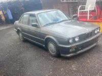 Gebraucht BMW 325 170 PS (125 kW) 1986 Grau Limousine