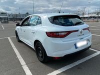 Gebraucht Renault Mégane IV 101 PS (74 kW) 2017 Weiß Kleinwagen