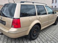 Gebraucht VW Golf IV 110 PS (80 kW) 2002 Gold Kombi