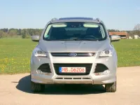 Usado Ford Kuga 150 HP (110 kW) 2016 Prateado SUV
