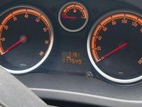 Używany Opel Corsa Edition 80 KM (58 kW) 2007 Srebrny Hatchback
