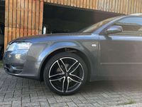 Gebraucht Audi A4 140 PS (102 kW) 2007 Grau Kombi
