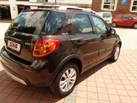 Gebraucht Suzuki SX4 Style 120 PS (88 kW) 2013 Andere farbe metallic Limousine