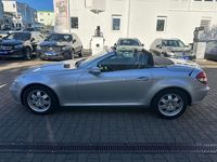 Second-hand Mercedes SLK200 163 CP (119 kW) 2004 Argintiu Cabrio