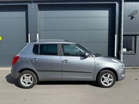 Gebraucht Skoda Fabia Ambition 69 PS (50 kW) 2012 Grau Limousine