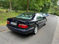 Second-hand Mercedes E200 163 CP (119 kW) 2001 Albastru Berlinǎ