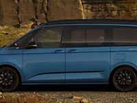 Neu VW T7 Beach 245 PS (180 kW) 2026 Medium blue / deep black perleff Van