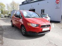 Gebraucht Mitsubishi Colt Basis 75 PS (55 kW) 2011 New red Kleinwagen