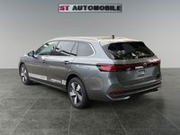 Gebraucht VW Passat Business 150 PS (110 kW) 2025 Grau Kombi