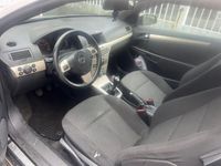 Gebraucht Opel Astra Cabriolet 105 PS (77 kW) 2007 Grau Cabrio
