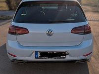 Gebraucht VW Golf VII Join 150 PS (110 kW) 2018 Weiß Limousine