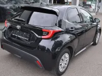 Gebraucht Toyota Yaris 125 PS (91 kW) 2021 Black mica Kleinwagen