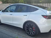 Gebraucht Tesla Model Y Performance 378 kW (514 PS) 2022 Pearl white multicoat SUV