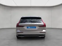 Gebraucht Volvo V60 145 PS (106 kW) 2025 Kombi