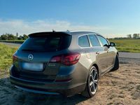 Gebraucht Opel Astra 162 PS (119 kW) 2012 Grau Kombi