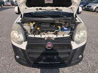 Gebraucht Fiat Doblò 120 PS (88 kW) 2014 Bianco gelato/banchisa Van / Kleinbus