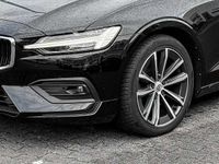 Gebraucht Volvo V60 145 PS (106 kW) 2021 Kombi