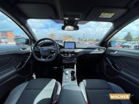 Gebraucht Ford Focus ST-Line 182 PS (133 kW) 2019 Rot Kombi