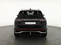 Gebraucht VW Tiguan R-line 150 PS (110 kW) 2024 Schwarz SUV