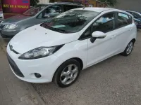 Gebraucht Ford Fiesta Trend 82 PS (60 kW) 2011 Limousine