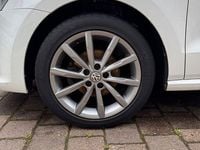 Usado VW Polo 90 HP (66 kW) 2014 Branco Sedan