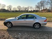 Gebraucht Mercedes C220 150 PS (110 kW) 2005 Silber Limousine