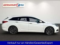 Gebraucht Hyundai i40 141 PS (103 kW) 2016 Weiß Kombi
