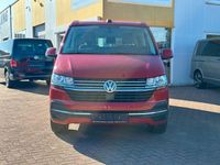 Gebraucht VW California Beach 150 PS (110 kW) 2024 Rot Van