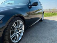 Second-hand BMW 325 Performance 204 CP (150 kW) 2011 Negru Break