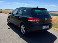 Gebraucht VW Golf VI Team 105 PS (77 kW) 2010 Schwarz Kleinwagen