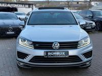 Gebraucht VW Touareg Terrain Tech 262 PS (192 kW) 2016 Silber SUV