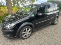 Gebraucht VW Touran Cross Highline 170 PS (125 kW) 2010 Deep black perleffekt Van / Kleinbus