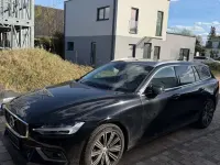 Gebraucht Volvo V60 Inscription 150 PS (110 kW) 2020 Schwarz Kombi