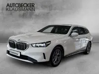 Gebraucht BMW 520 M Sport 197 PS (144 kW) 2024 Weiss Kombi